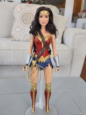 Mattel Batman vs Superman: Dawn of Justice Wonder Woman Barbie Doll Beautiful